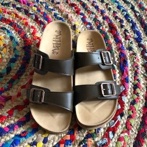 Brown, two-strapped sandals